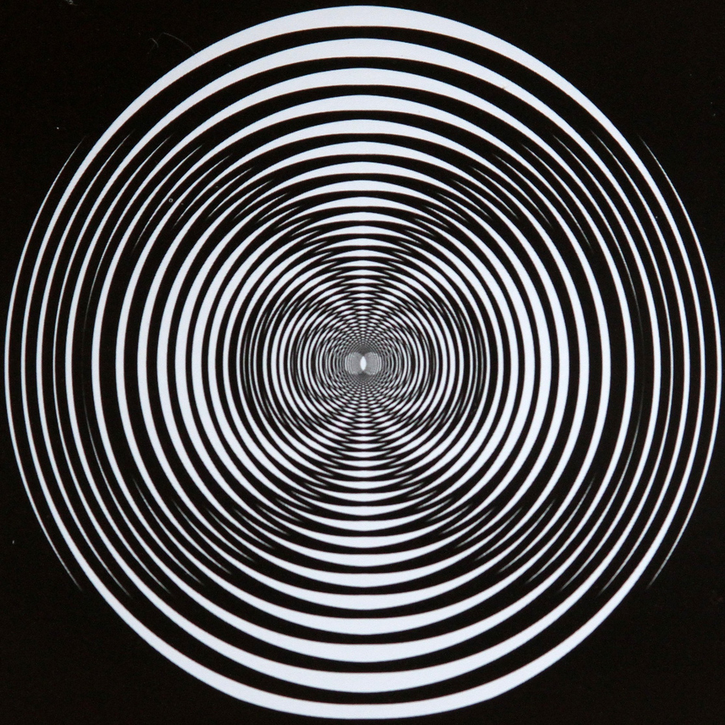 amazing maze optical illisions